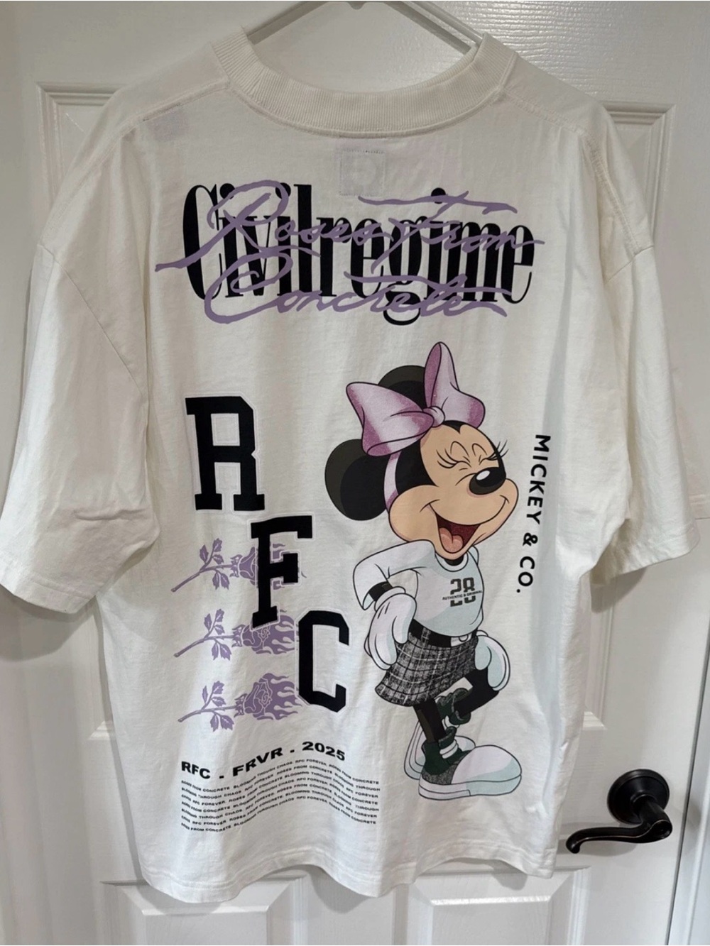 Civil Regime x Disney Mickey & Friends Mens L Graphic Tee Minnie Mouse White EUC - Picture 9 of 13